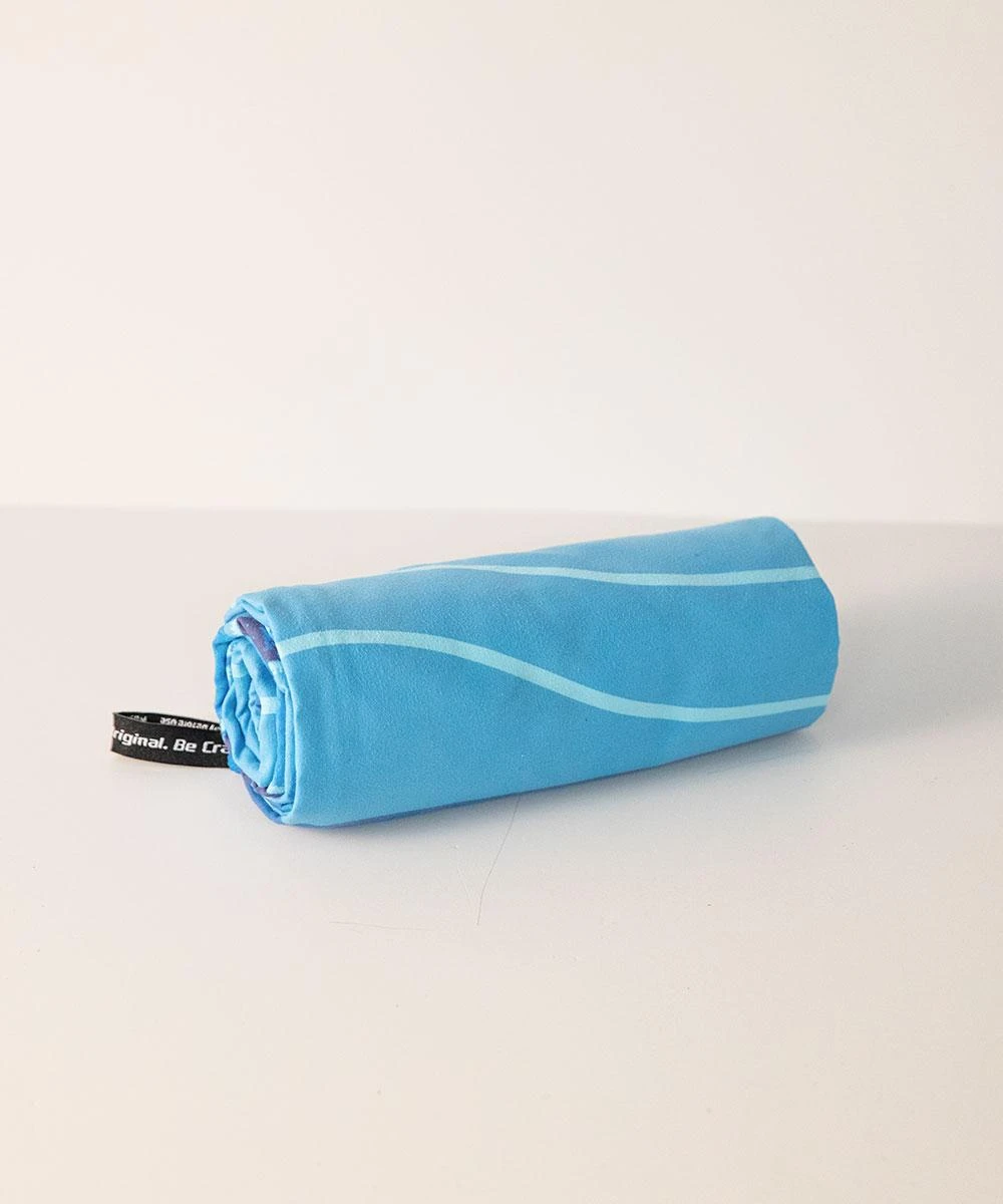 Malama - Microfiber Beach Towel 3 Malama - Microfiber Beach Towel - Image 3