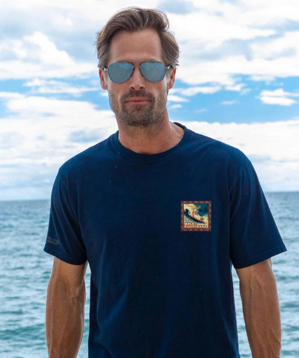 Reindeer Wave - Navy Short Sleeve Crewneck T-Shirt 2 Reindeer Wave - Navy Short Sleeve Crewneck T-Shirt - Image 2