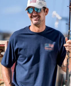 US Honor Flag - Navy Short Sleeve Crewneck T-Shirt -Outlet Tropical T-Shirt Store 7c8c77fc 3bef 4f65 9c1e 91925b203f75