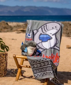 Circling Sharka™ - Microfiber Beach Towel -Outlet Tropical T-Shirt Store a95783c7 fece 4c72 870d f74f75135bbc