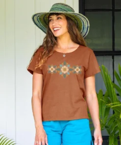 Blossom Quilt - Cinnamon Dyed Short Sleeve Scoop Neck T-Shirt